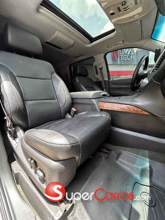 2015 Chevrolet Tahoe LTZ — foto 8 / 9
