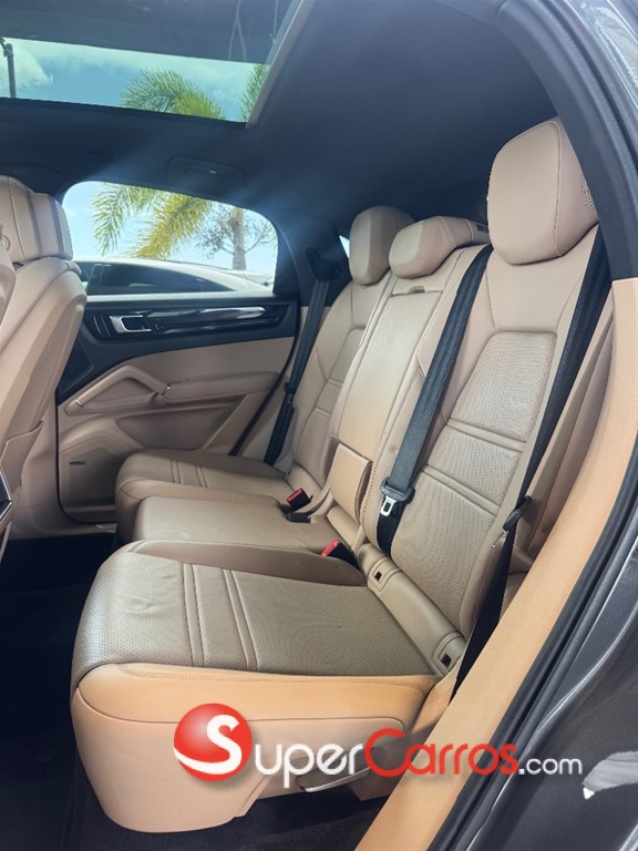 2021 Porsche Cayenne Coupe — foto 5 / 9