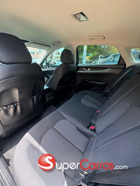 2022 Kia K-5 — foto 6 / 9