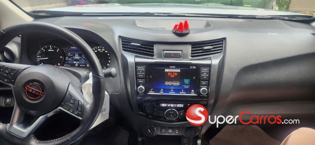 2025 Nissan Frontier Pro-4X — foto 7 / 9