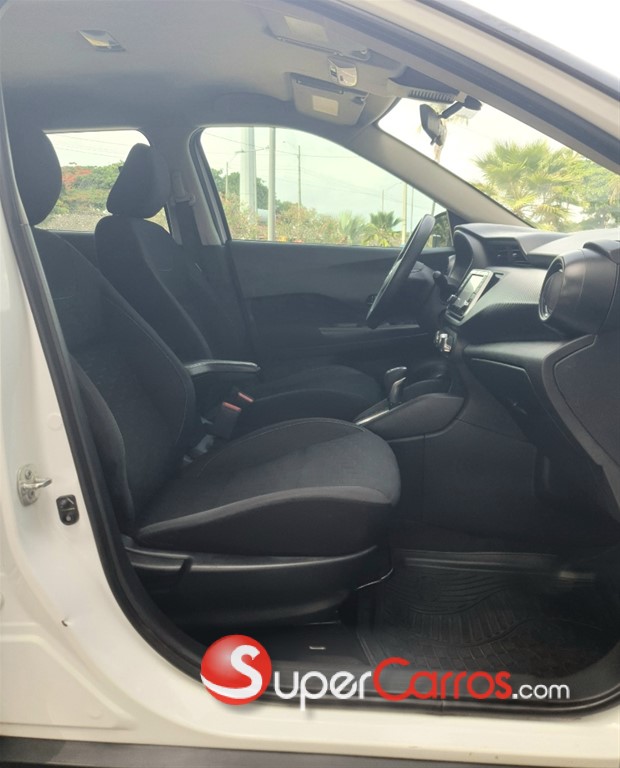 2021 Nissan Kicks S — foto 8 / 10