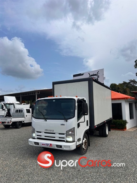 2013 Isuzu Camion Furgon — foto 2 / 5