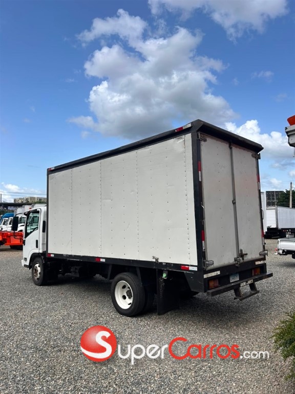 2013 Isuzu Camion Furgon — foto 3 / 5