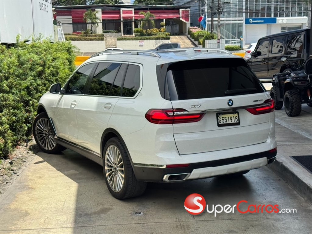 2022 BMW X 7 XDRIVE 40i — foto 2 / 7