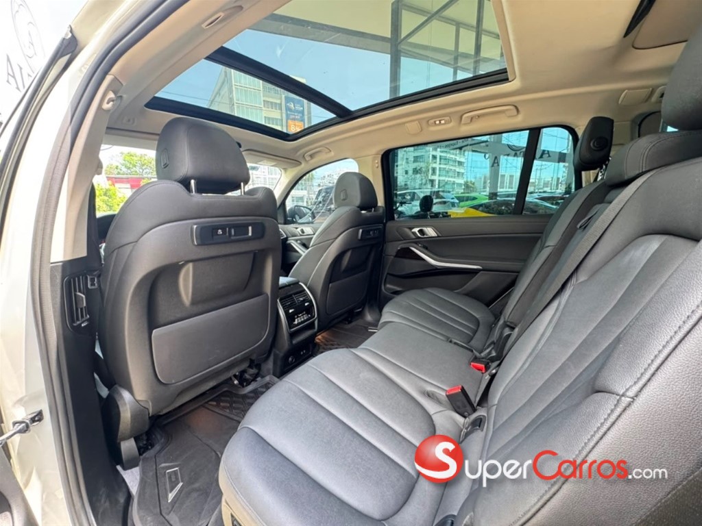 2022 BMW X 7 XDRIVE 40i — foto 7 / 7