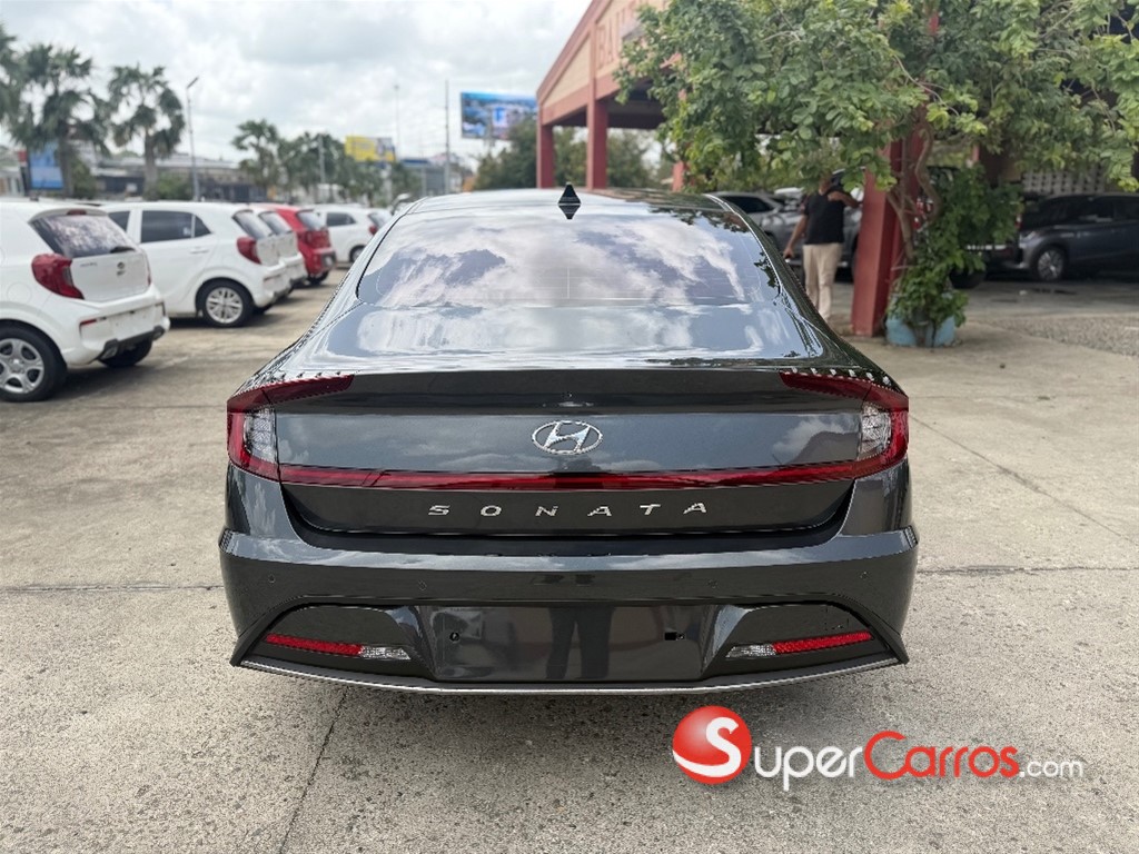 2021 Hyundai Sonata DN8 — foto 4 / 12