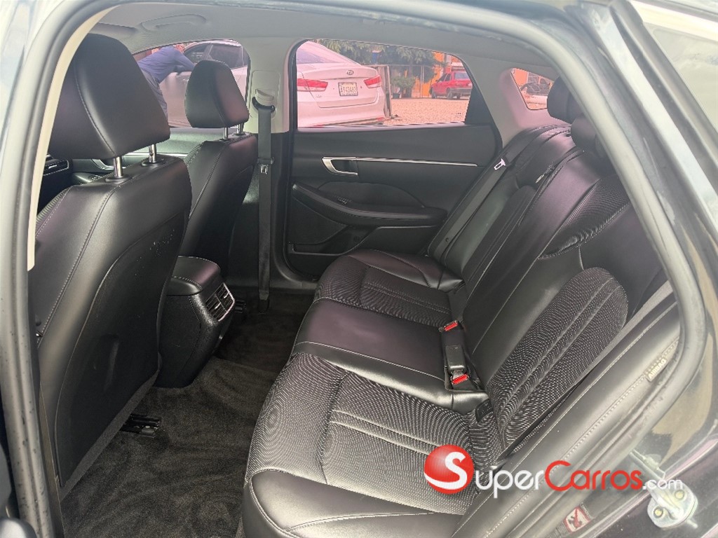 2021 Hyundai Sonata DN8 — foto 8 / 12