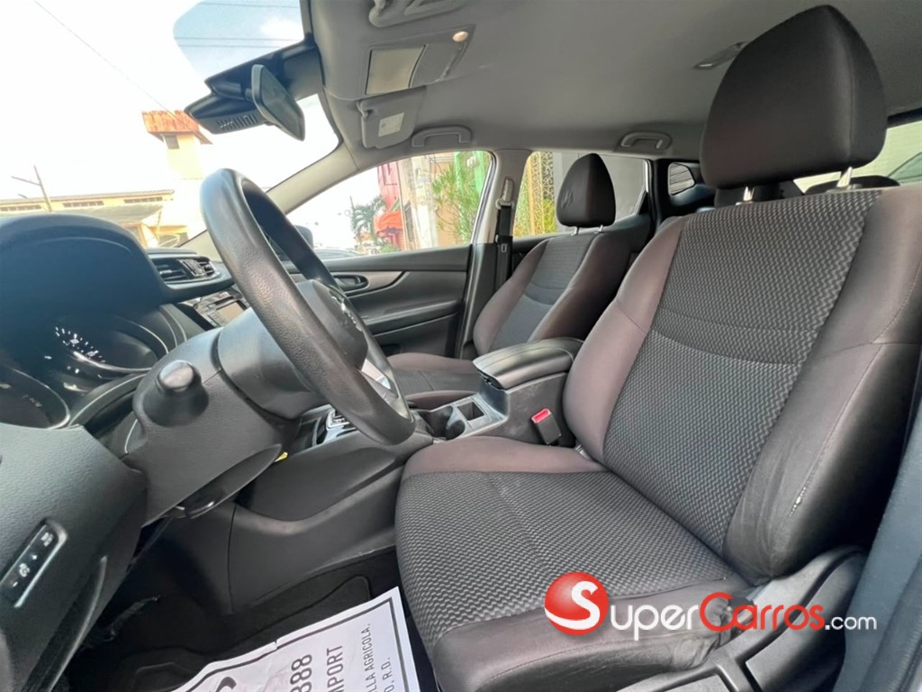 2021 Nissan Rogue Sport — foto 7 / 10