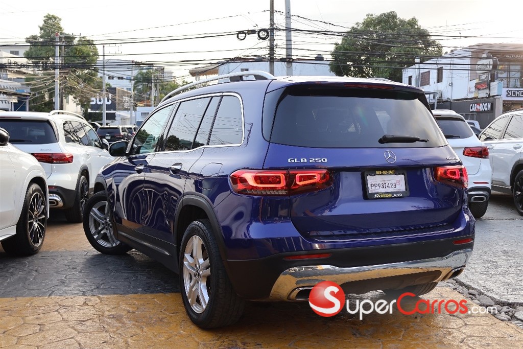 2020 Mercedes-Benz Clase GLB 250 — foto 4 / 9