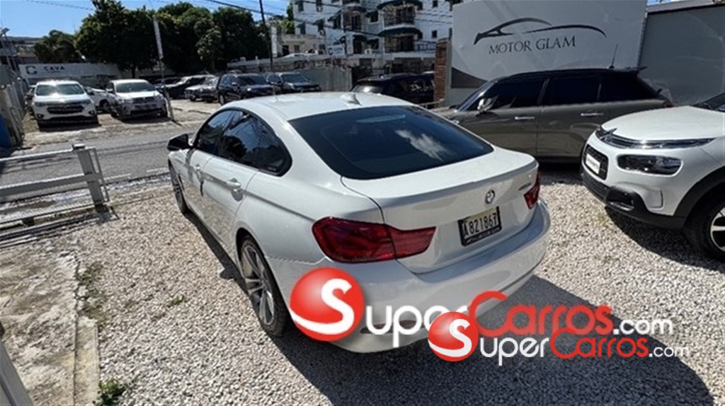 2018 BMW Serie 4 420i Gran Coupe — foto 10 / 11
