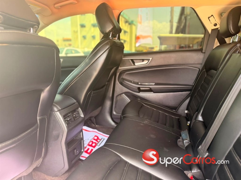 2020 Ford EDGE SEL — foto 7 / 9
