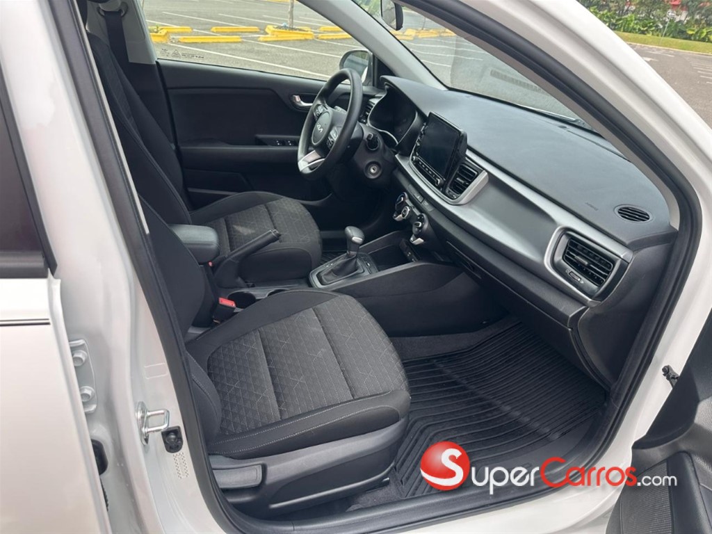 2022 Kia Rio S — foto 10 / 11