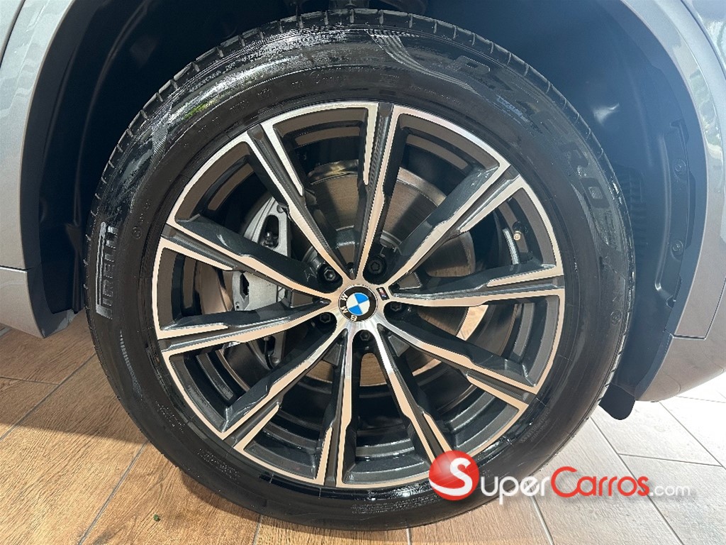 2026 BMW X 5 XDRIVE 40i M PACKAGE — foto 7 / 11