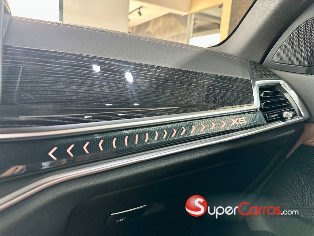 2026 BMW X 5 XDRIVE 40i M PACKAGE — foto 11 / 11
