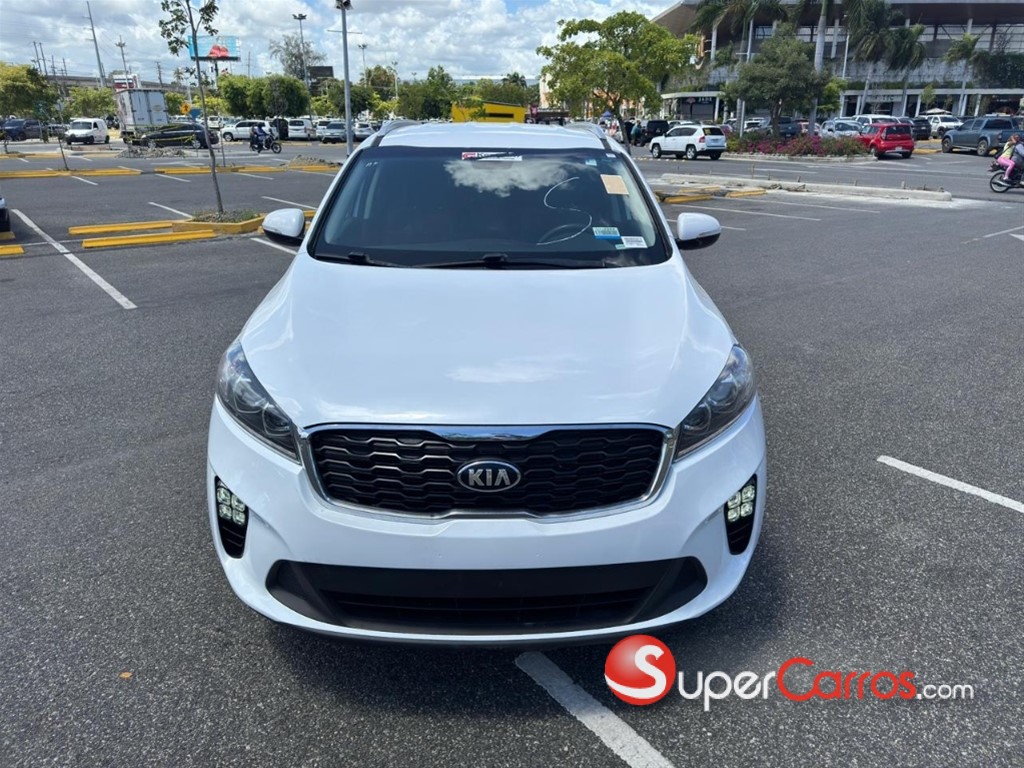 2020 Kia Sorento LX — foto 3 / 12