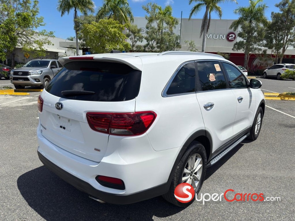 2020 Kia Sorento LX — foto 4 / 12