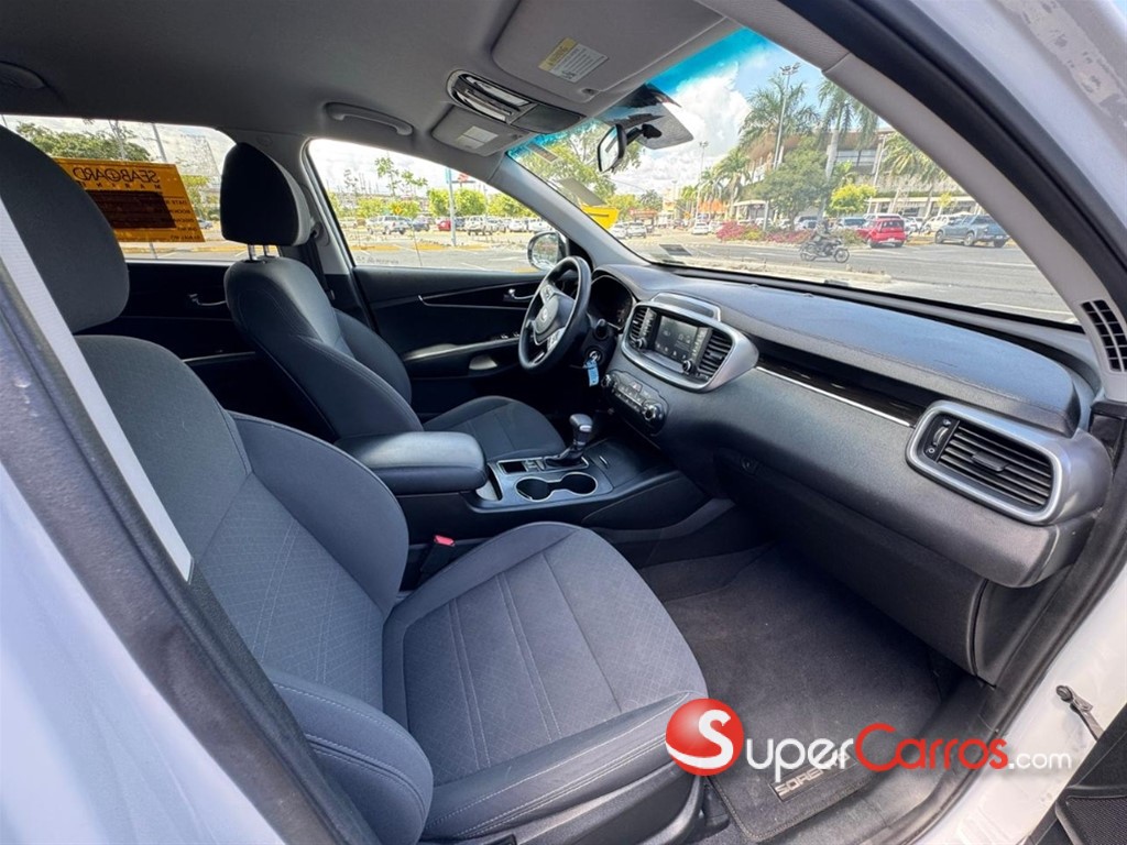 2020 Kia Sorento LX — foto 12 / 12