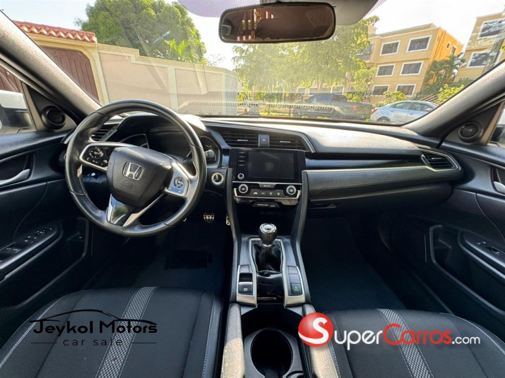 2019 Honda Civic Sport — foto 8 / 11
