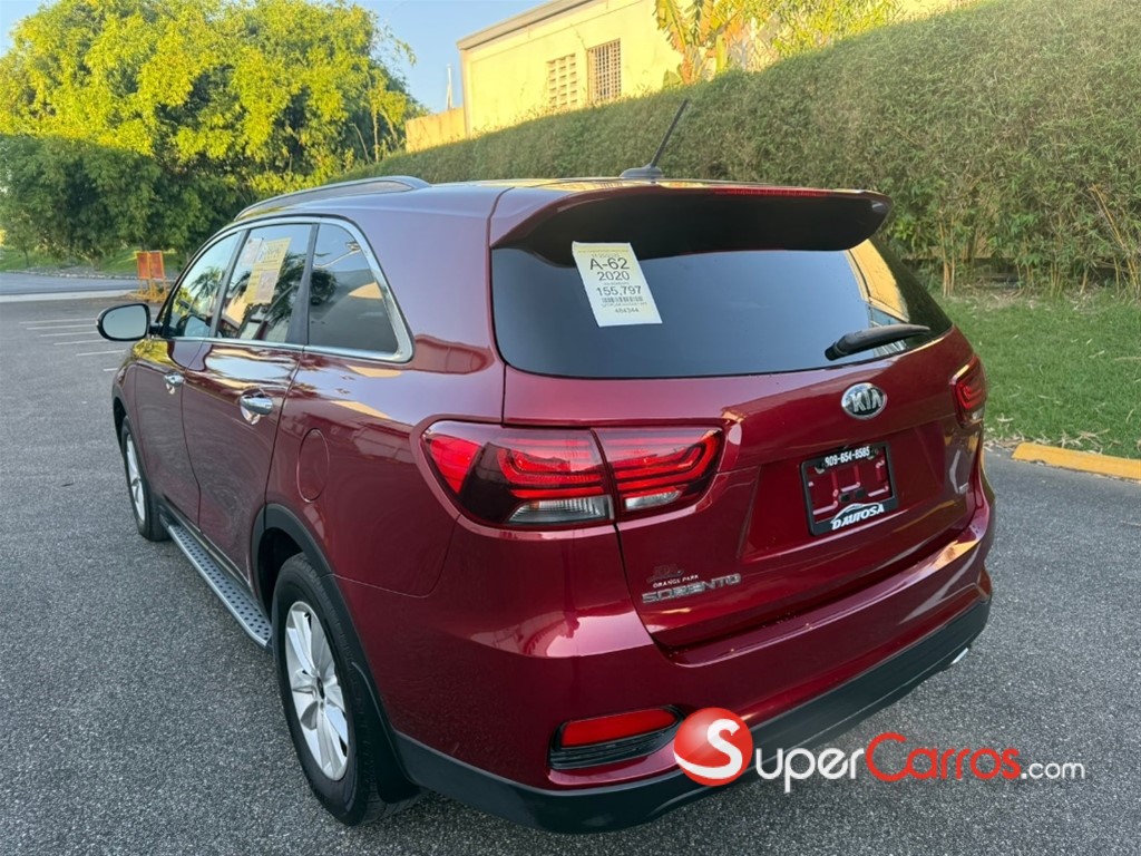 2020 Kia Sorento LX — foto 9 / 12