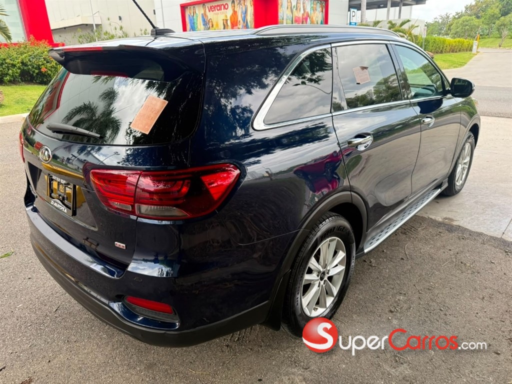 2020 Kia Sorento LX — foto 9 / 12