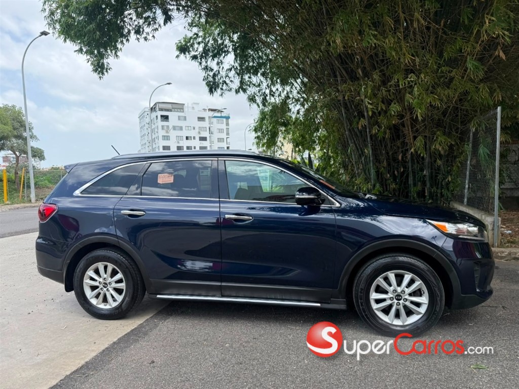 2020 Kia Sorento LX — foto 10 / 12