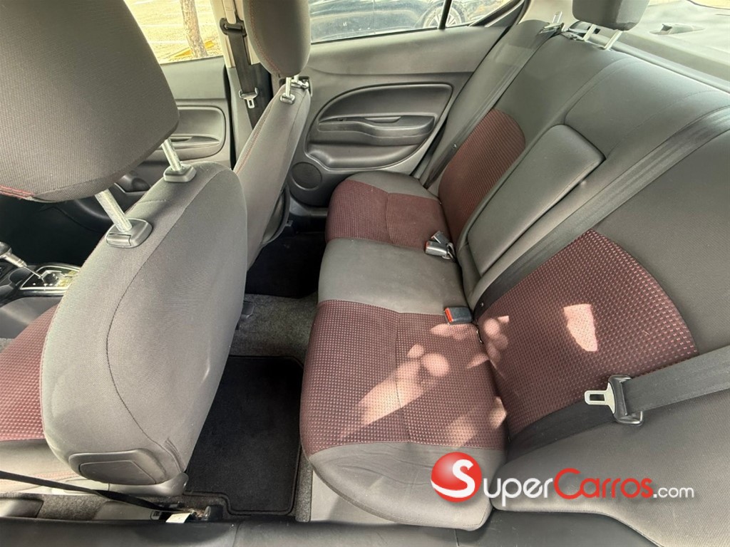 2020 Mitsubishi Motors Mirage G4 SE — foto 10 / 10
