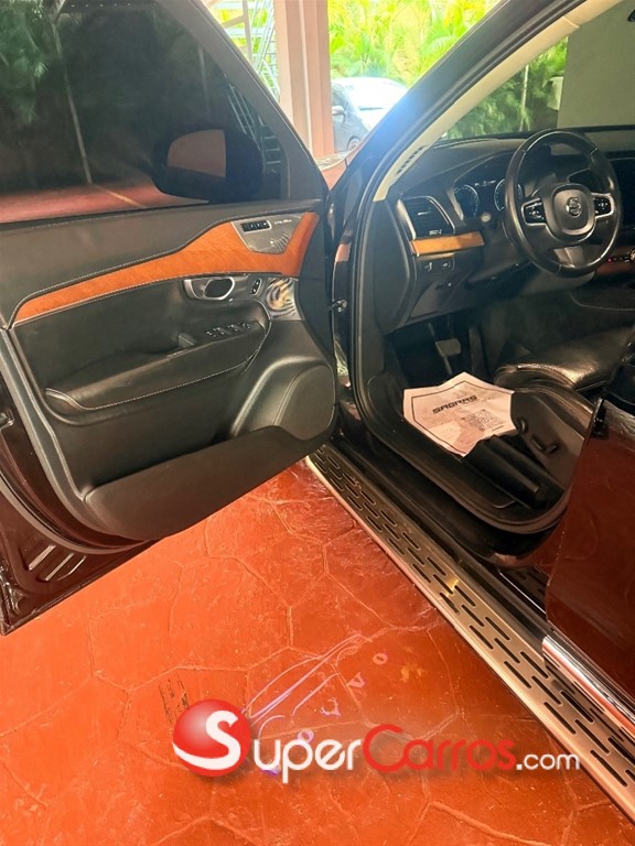 2018 Volvo XC90 Inscription T6 — foto 11 / 12