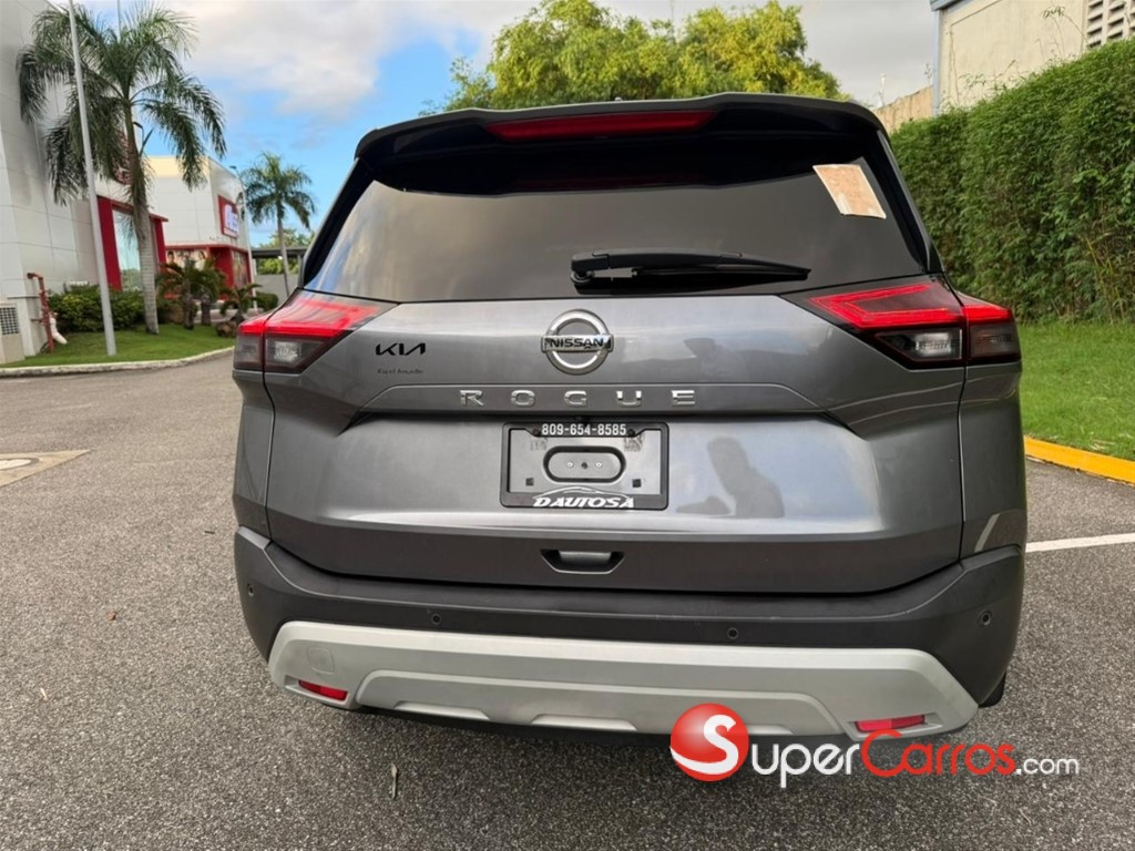 2021 Nissan Rogue S — foto 8 / 11