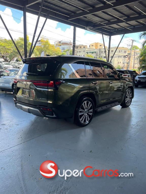2023 Lexus LX 600 — foto 9 / 11