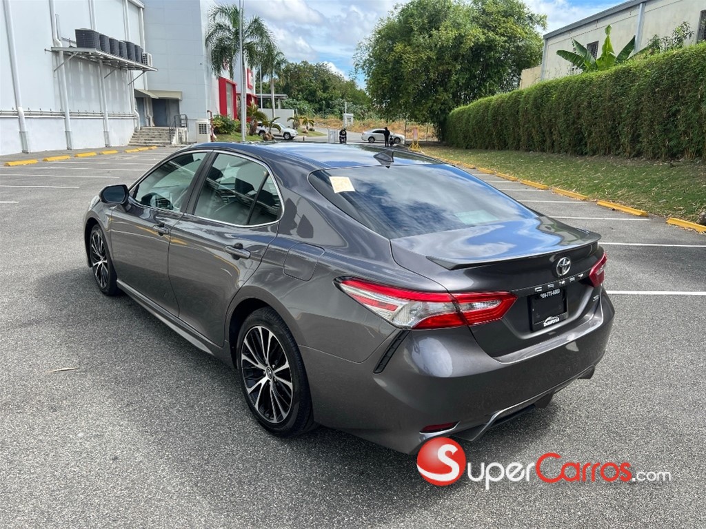 2019 Toyota Camry SE — foto 5 / 12