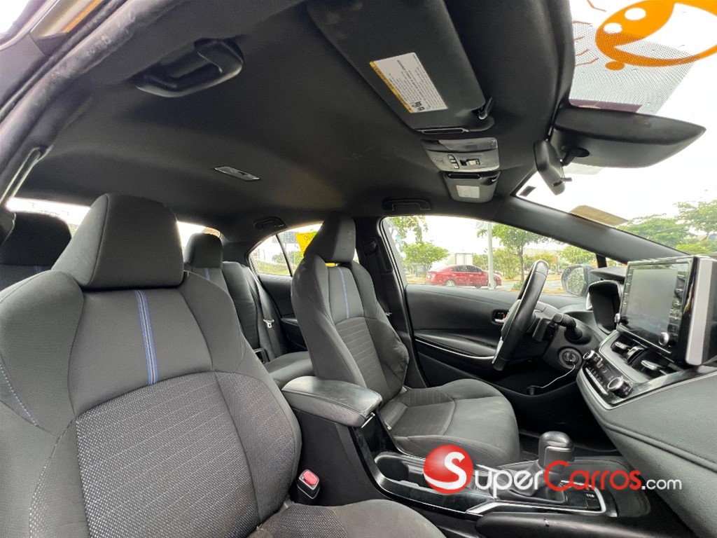 2020 Toyota Corolla SE — foto 8 / 11
