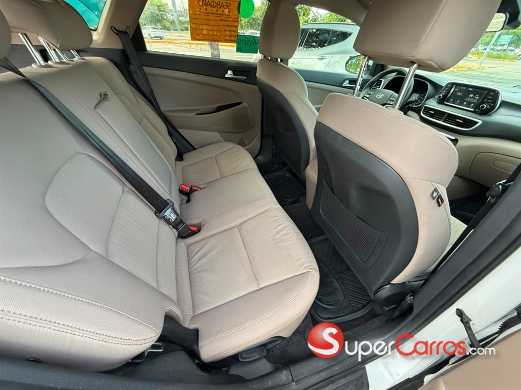 2021 Hyundai Tucson SE — foto 11 / 12