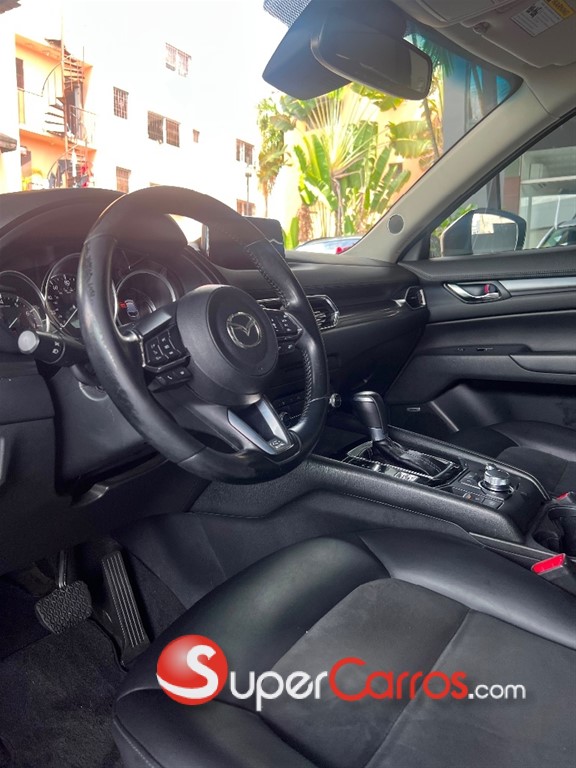 2021 Mazda CX-5 Touring — foto 4 / 9