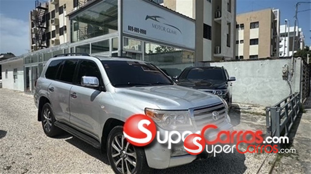 2012 Toyota Land Cruiser VXL