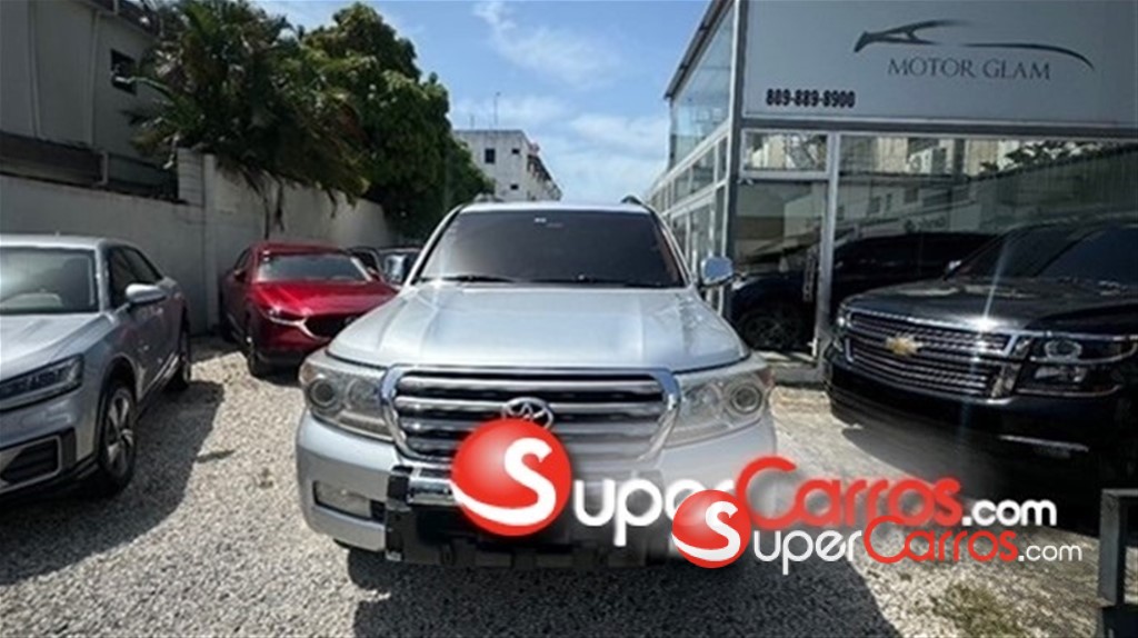 2012 Toyota Land Cruiser VXL — foto 7 / 12