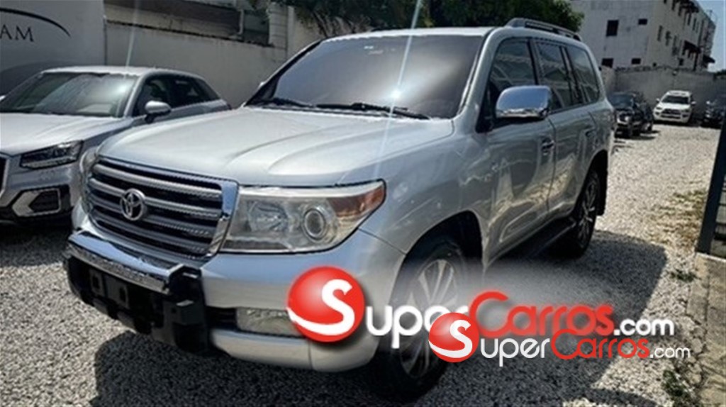 2012 Toyota Land Cruiser VXL — foto 12 / 12