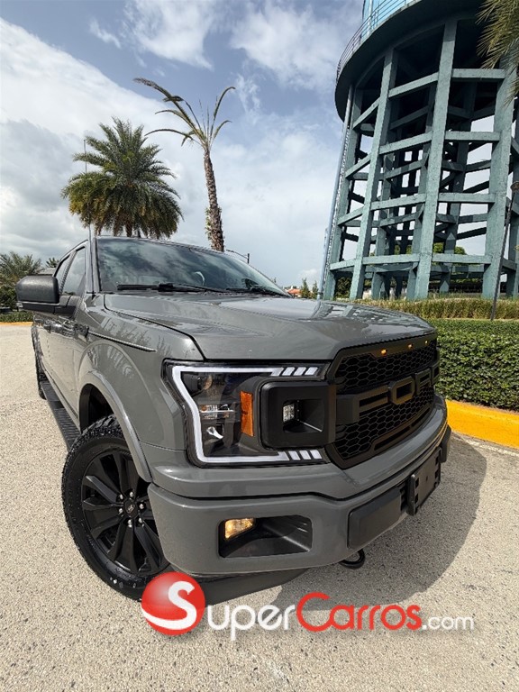2020 Ford F 150 FX4 — foto 2 / 12