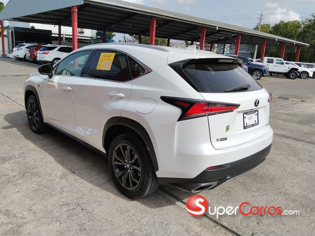 2021 Lexus NX 300 F Sport — foto 5 / 12