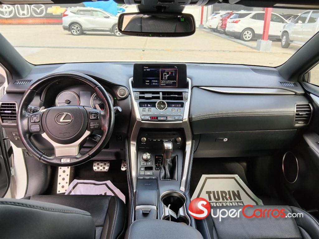 2021 Lexus NX 300 F Sport — foto 10 / 12