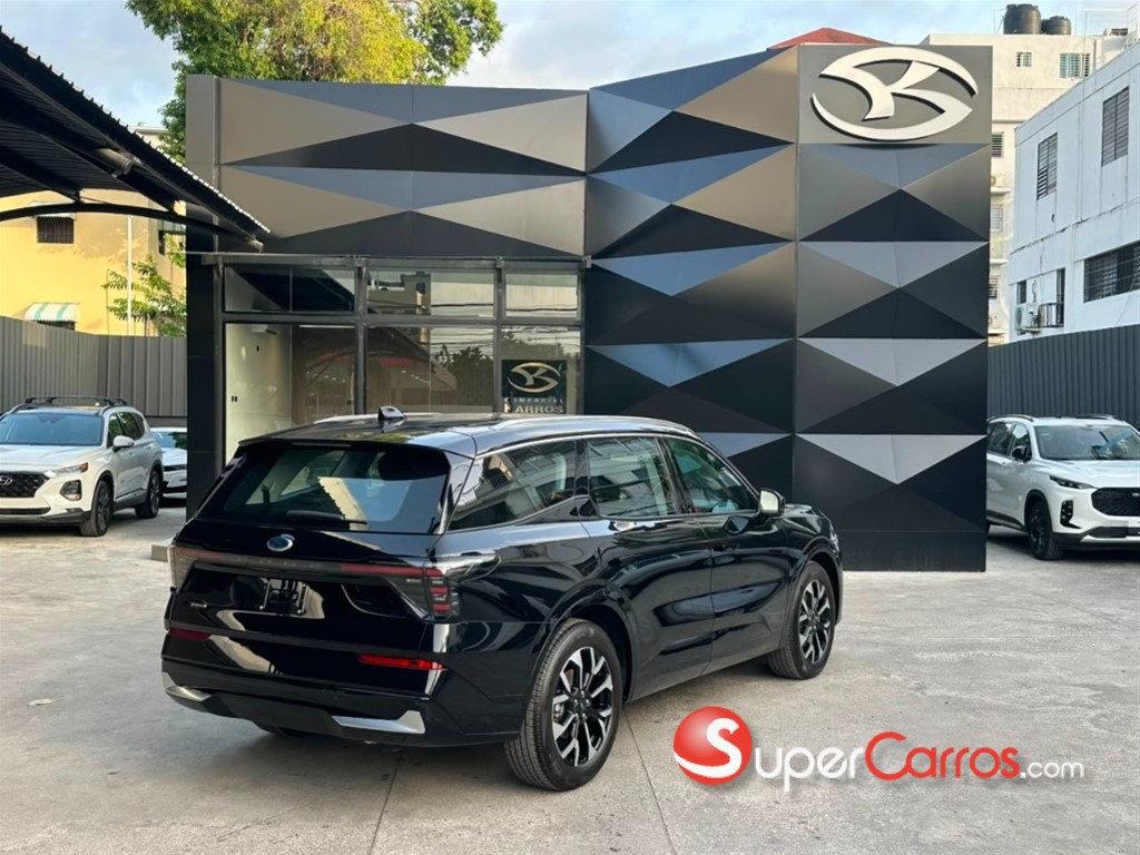2026 Ford EDGE Titanium — foto 5 / 11