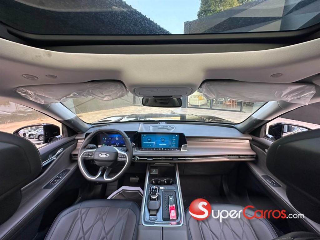 2026 Ford EDGE Titanium — foto 10 / 11