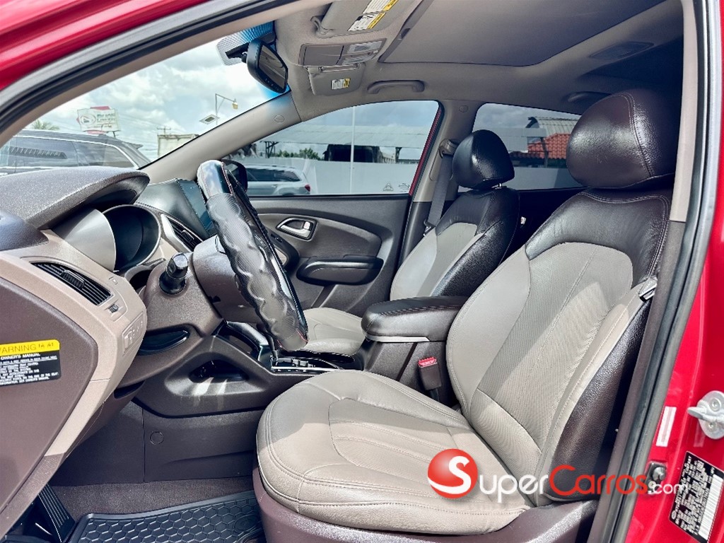 2011 Hyundai Tucson LIMITED — foto 7 / 12