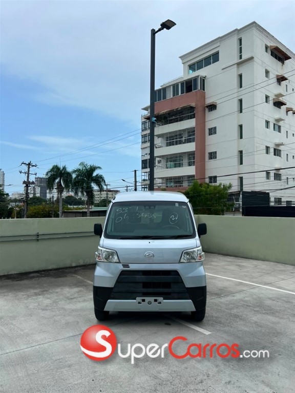 2020 Daihatsu Hijet — foto 3 / 11