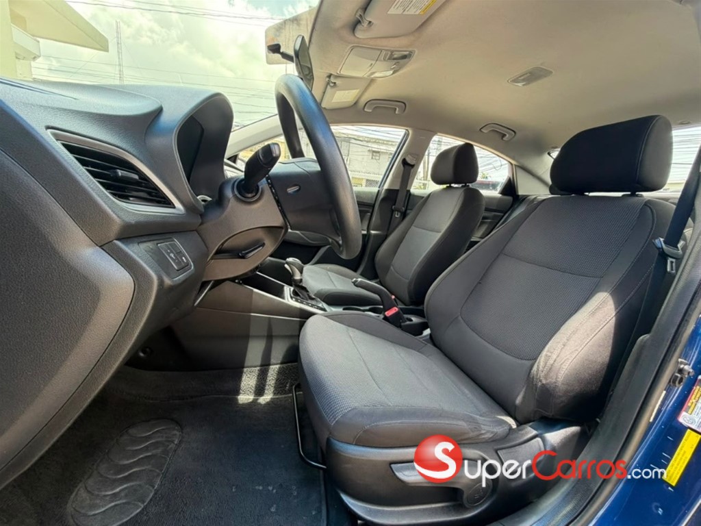 2020 Hyundai Accent SE — foto 8 / 12
