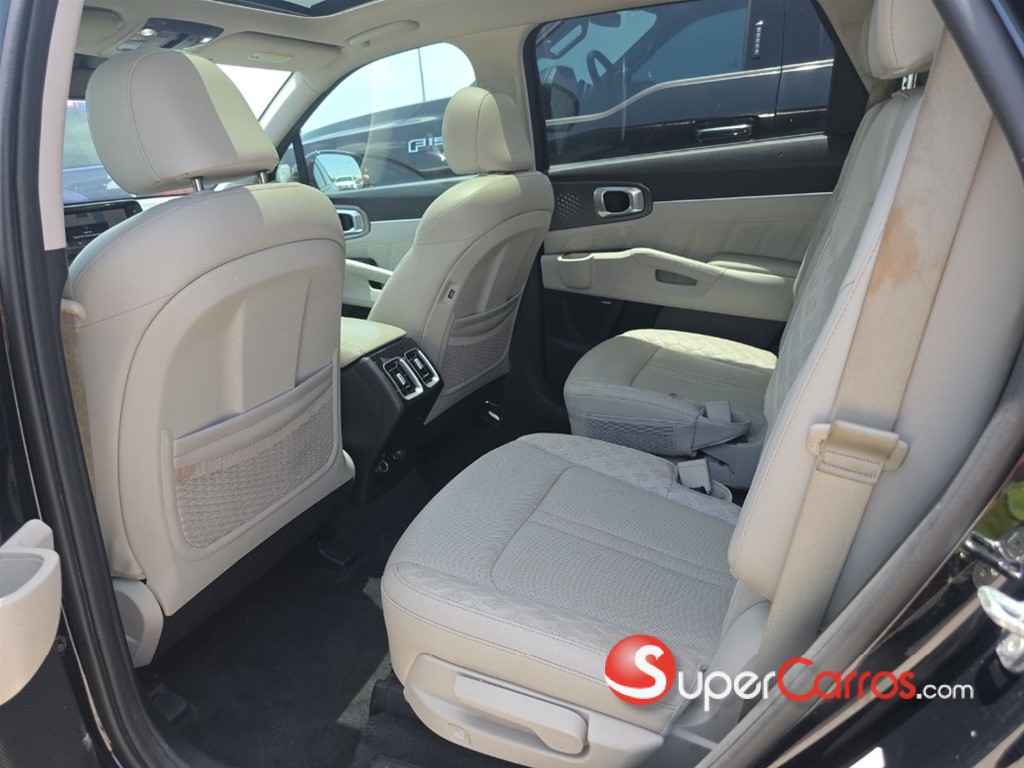 2021 Kia Sorento SX Prestige — foto 11 / 12