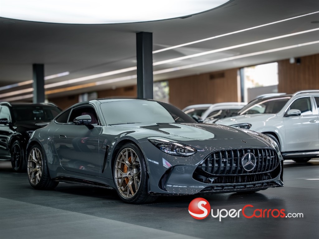 2026 Mercedes-Benz Clase GT 63 S E Performance Coupe — foto 3 / 12