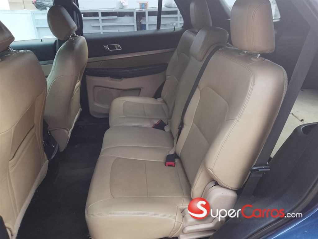 2017 Ford Explorer — foto 3 / 6