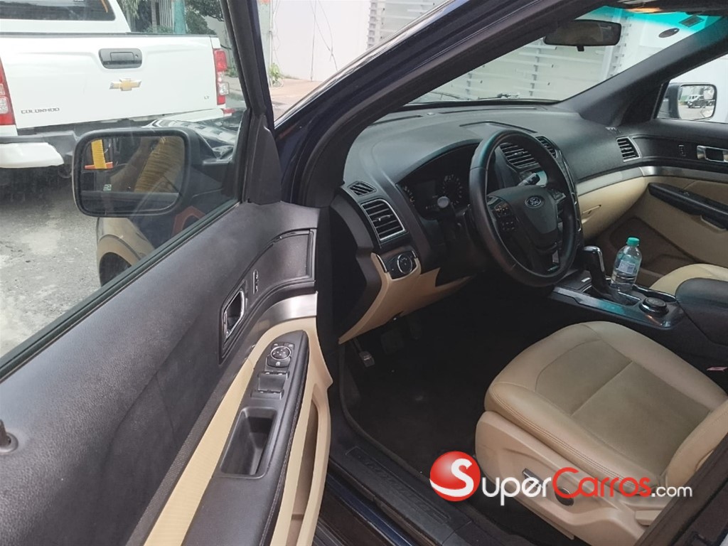 2017 Ford Explorer — foto 4 / 6