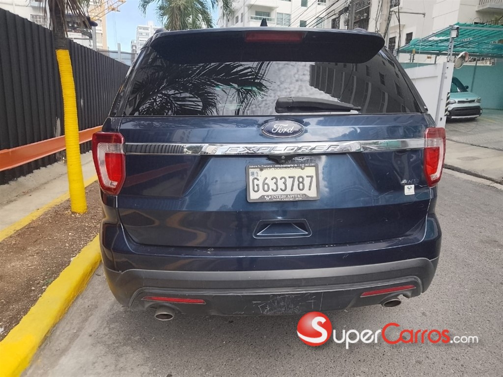 2017 Ford Explorer — foto 6 / 6