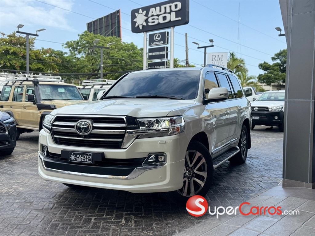 2020 Toyota Land Cruiser VXR